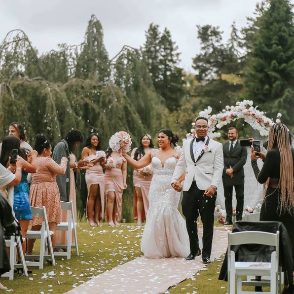 Meet your Posher, Stef - Picture 1 of 1